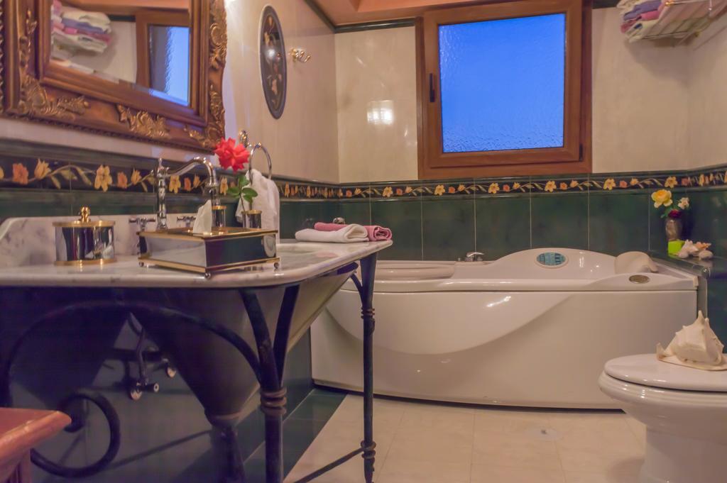 Luxury Villa カルテロス エクステリア 写真