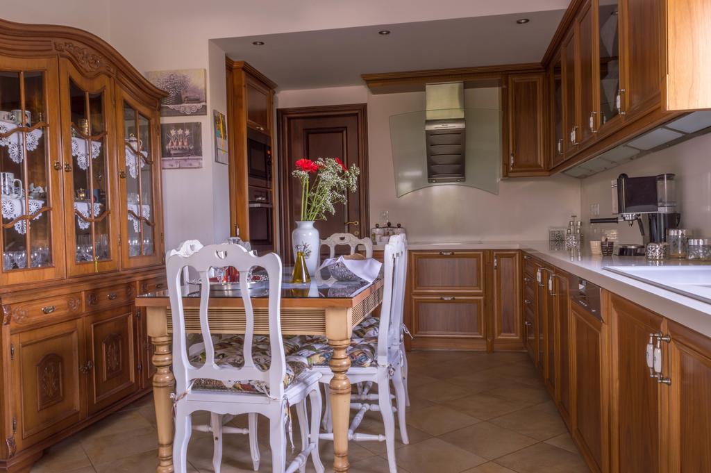 Luxury Villa カルテロス エクステリア 写真