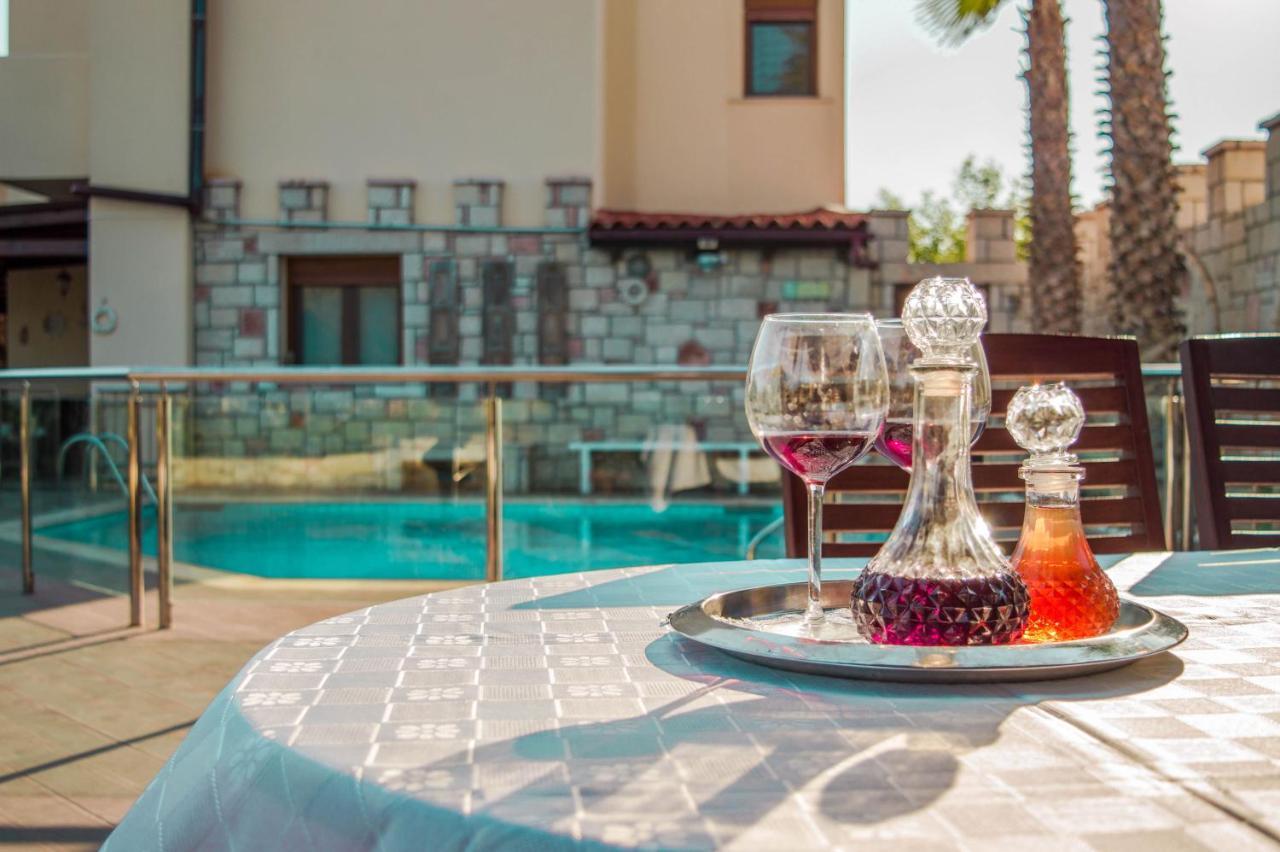 Luxury Villa カルテロス エクステリア 写真